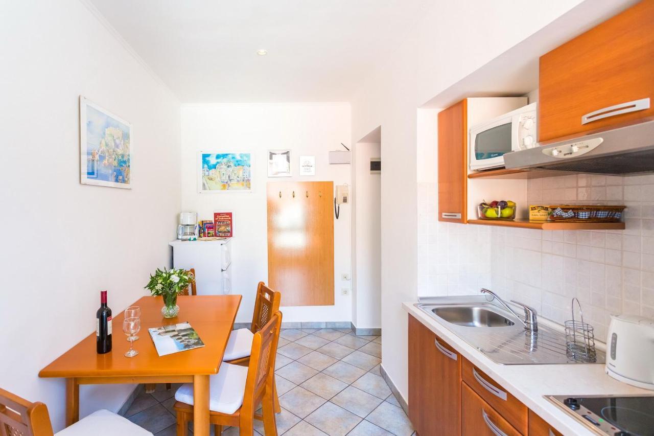 Apartment& Room Lukre / Apartment Lukre With Terrace Dubrovnik Buitenkant foto
